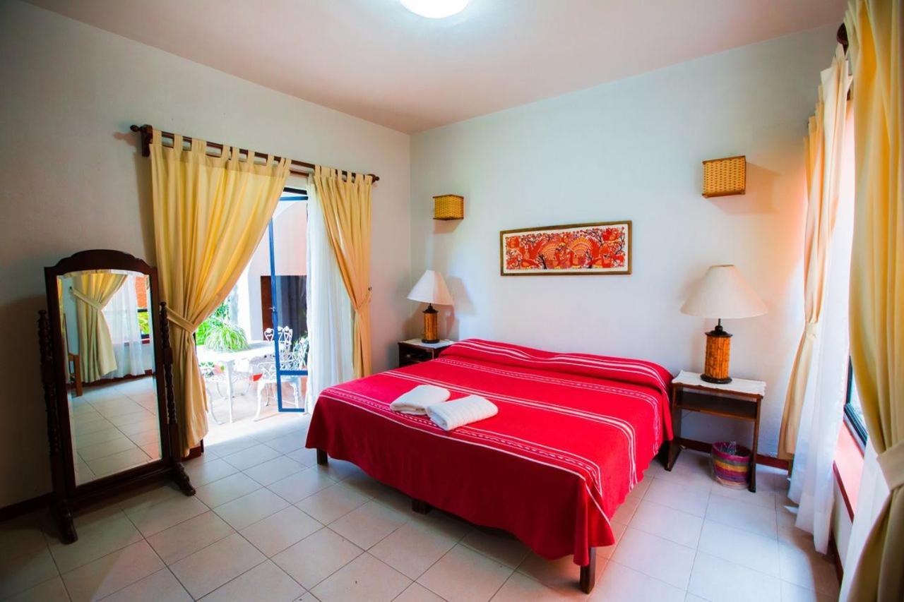Hostal La Parroquia En Комала Экстерьер фото